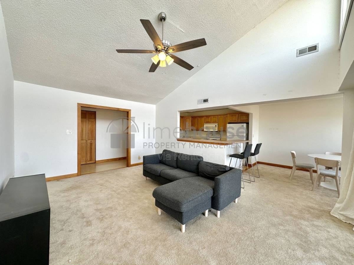 3908 Whispering Oaks Pl #201 - Photo 2 of 10