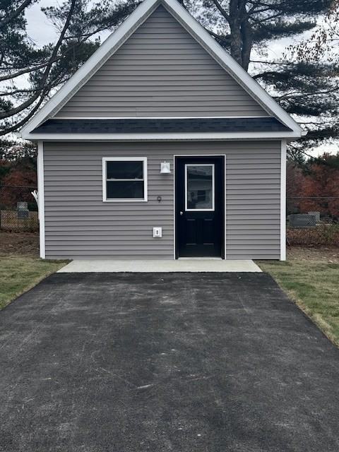 1337 Hammond St #9 - Photo 3 of 14