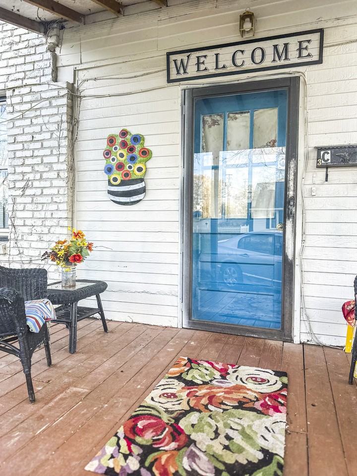 210 Thurston Ave #C - Photo 7 of 16