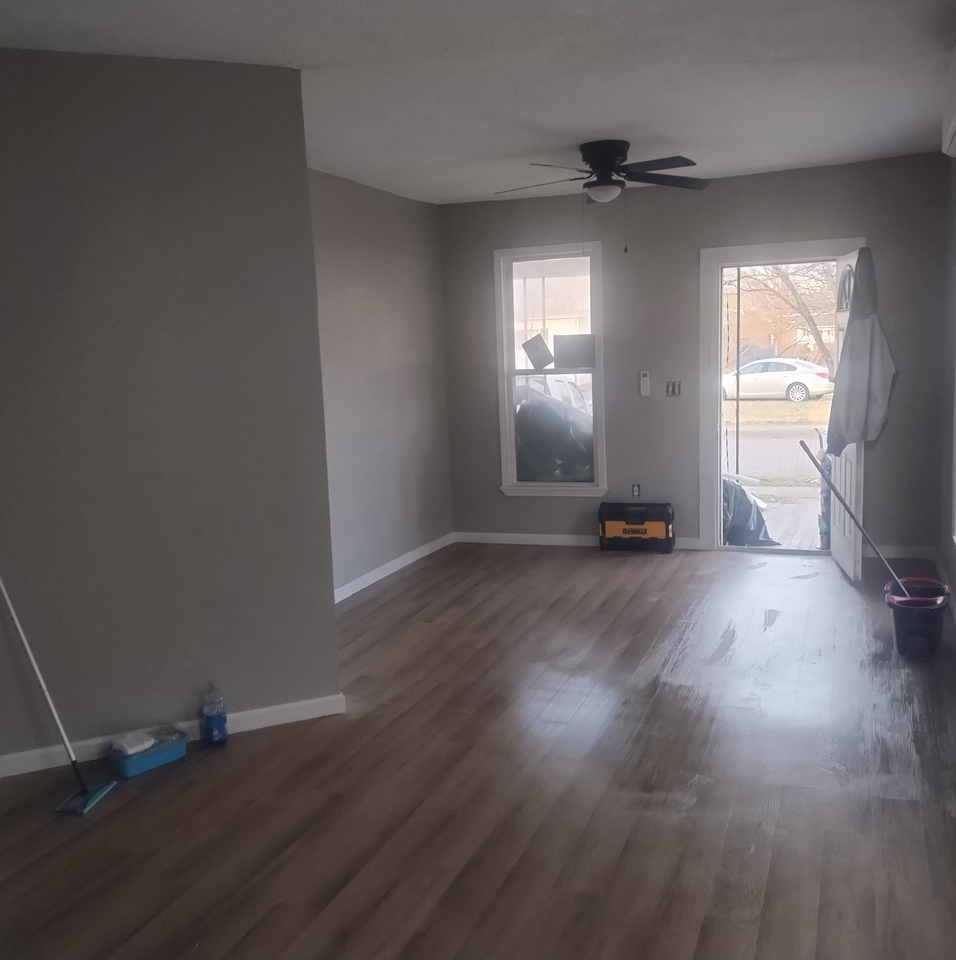 525 Baltimore St #2 - Photo 5 of 21