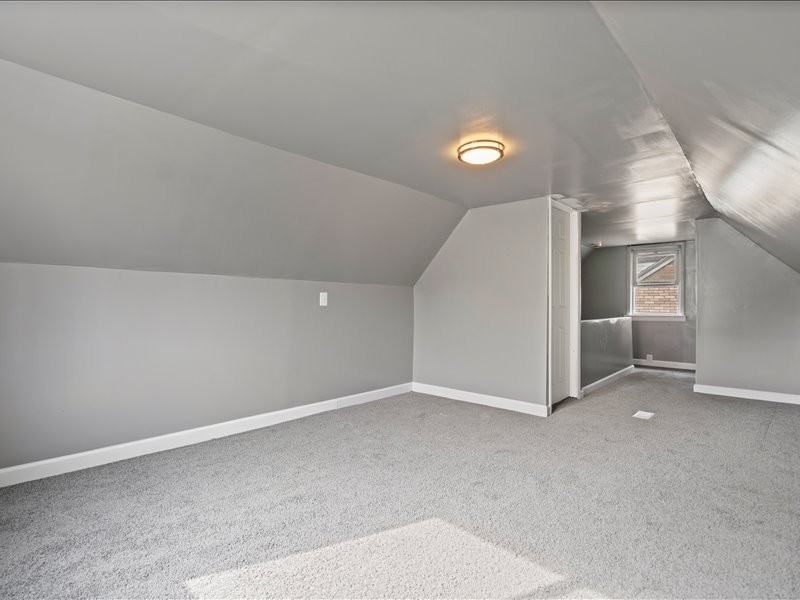 22534 W Chicago - Photo 6 of 25