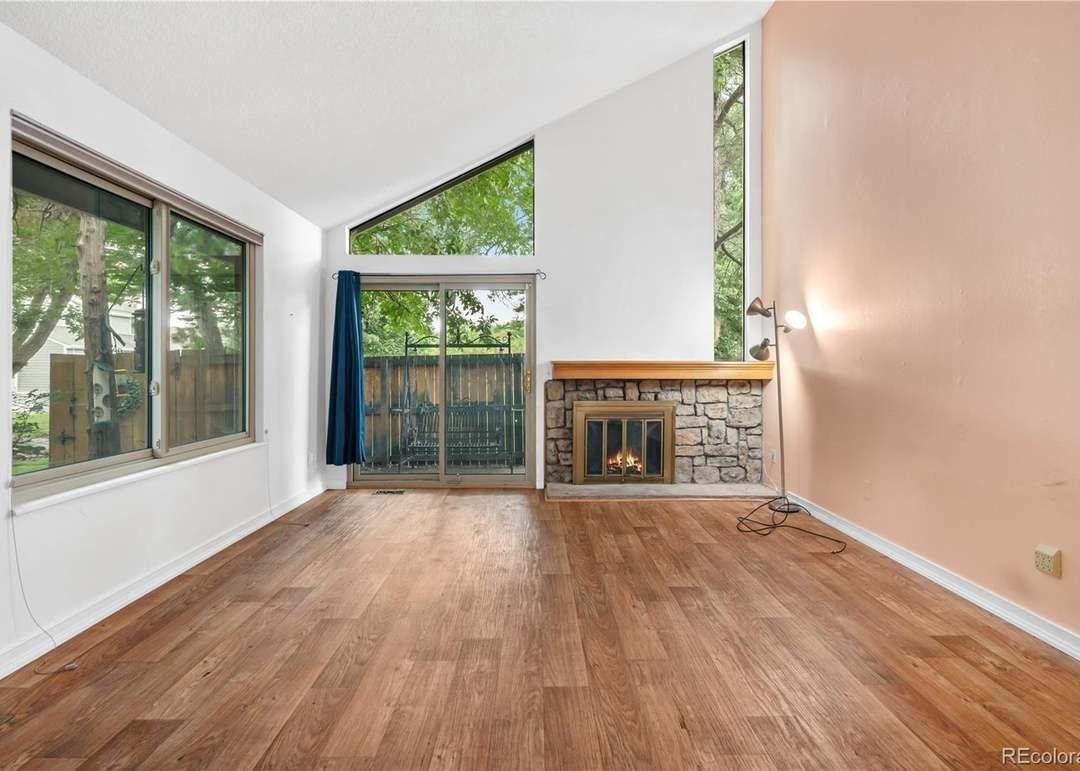 2934 S Revere St - Photo 3 of 25