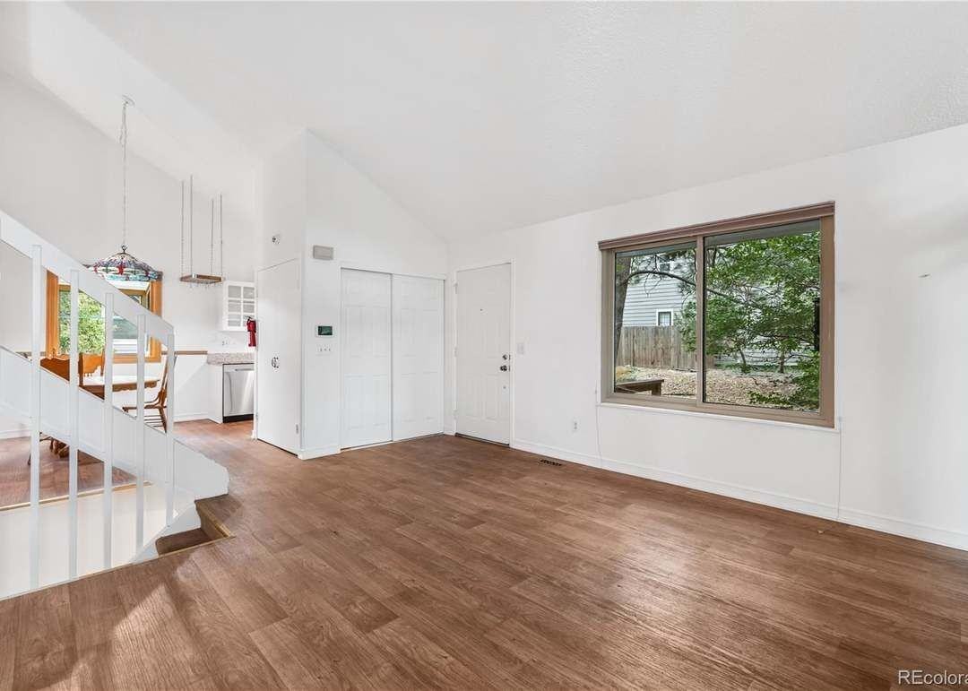 2934 S Revere St - Photo 4 of 25