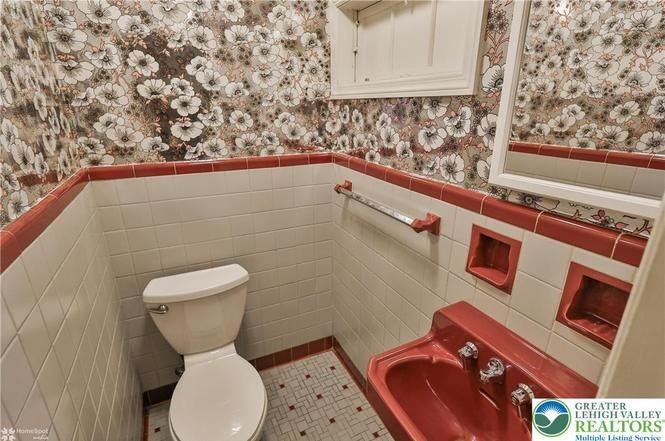 2403 W Tremont St - Photo 2 of 14