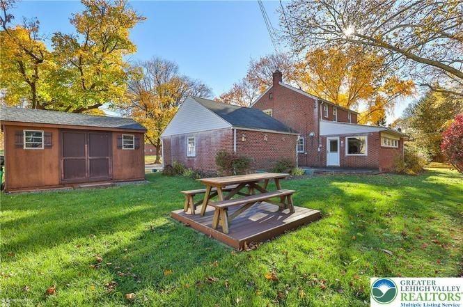 2403 W Tremont St - Photo 4 of 14