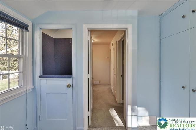 2403 W Tremont St - Photo 6 of 14