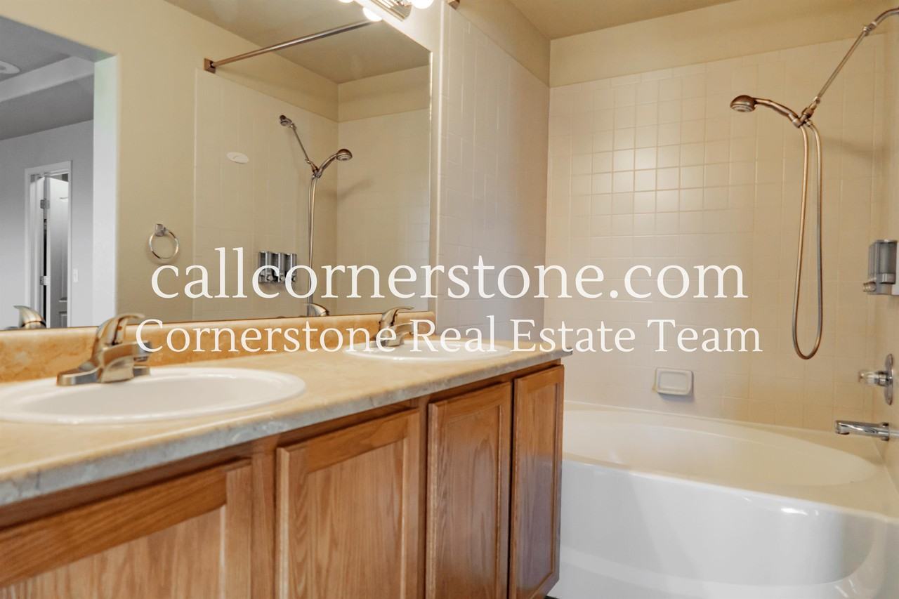 6721 Rutherford Dr - Photo 3 of 25