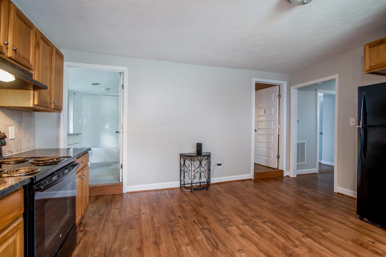 2 373B Main Street #2 - Photo 7 of 9