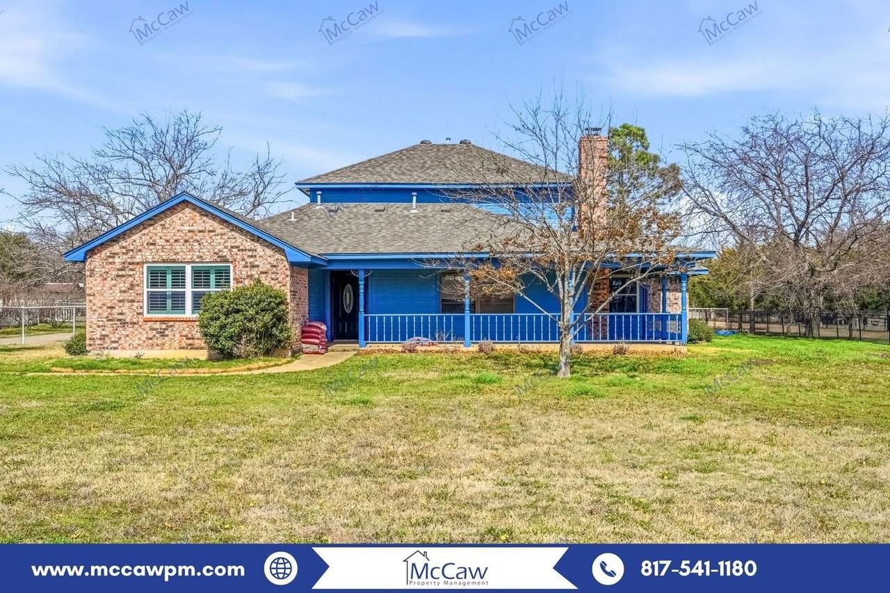 1325 Bancroft Rd - Photo 2 of 28