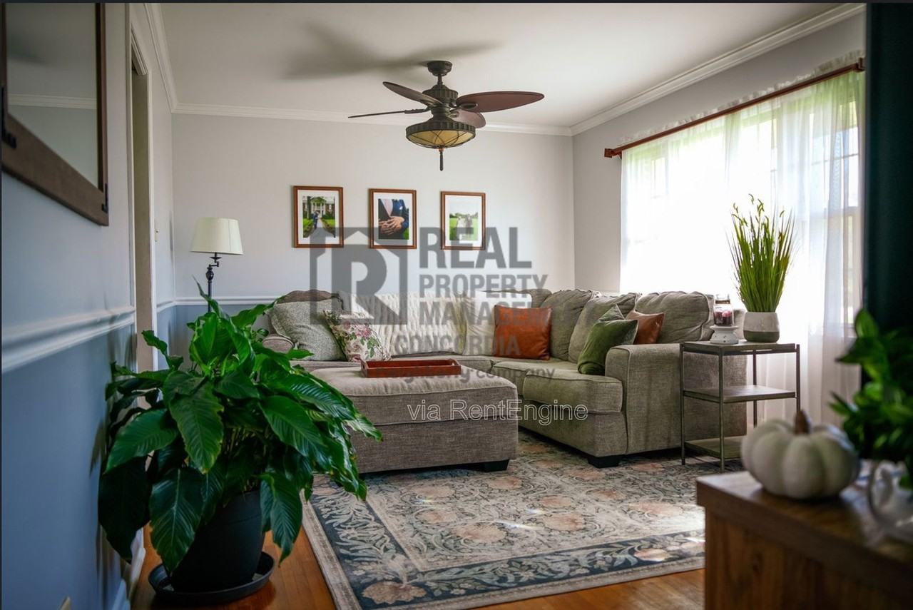 550 Scenic Dr - Photo 6 of 20