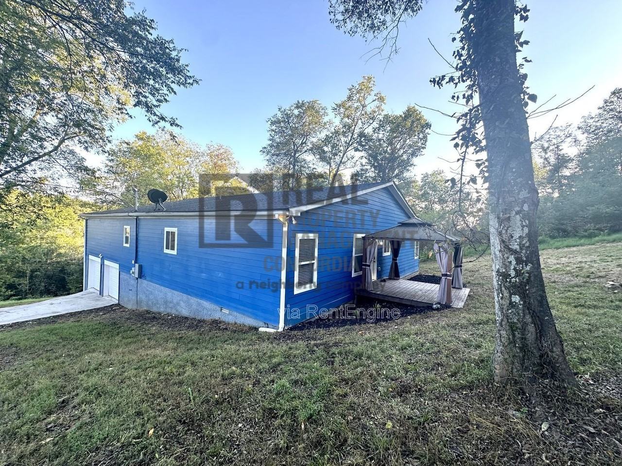 286 Emily Ln - Photo 3 of 29