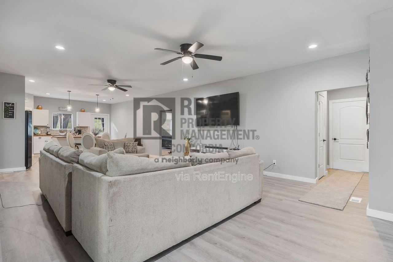 286 Emily Ln - Photo 6 of 29