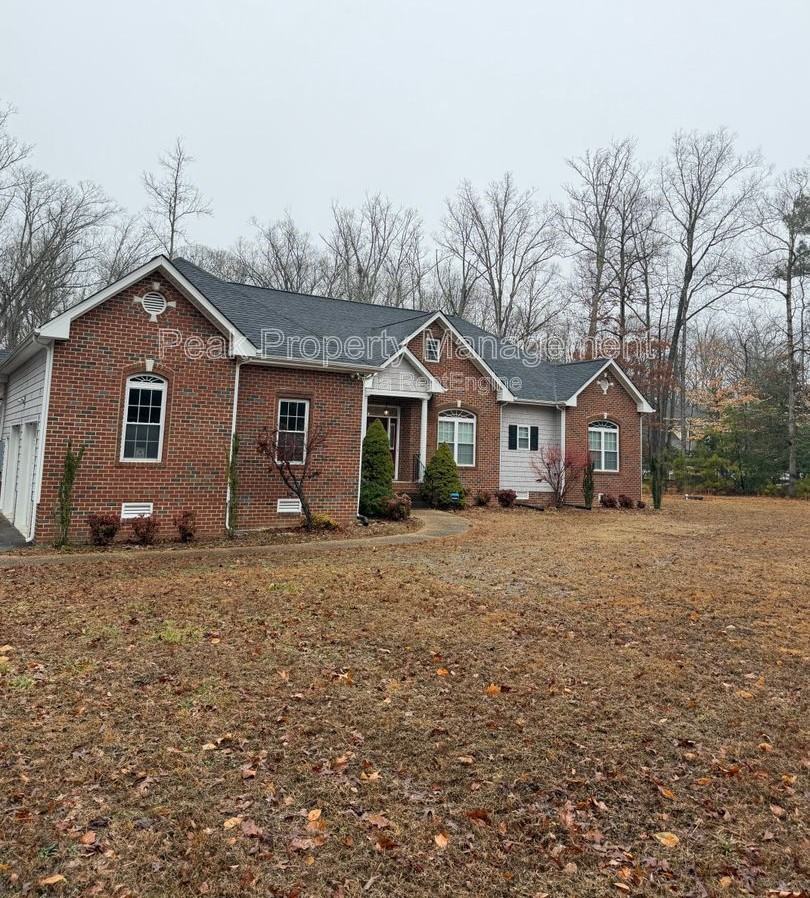 14116 Spruce Ave - Photo 2 of 13