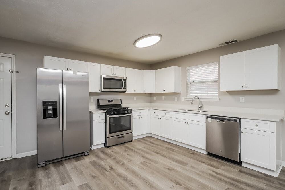 316 Nunnally Dr - Photo 7 of 17