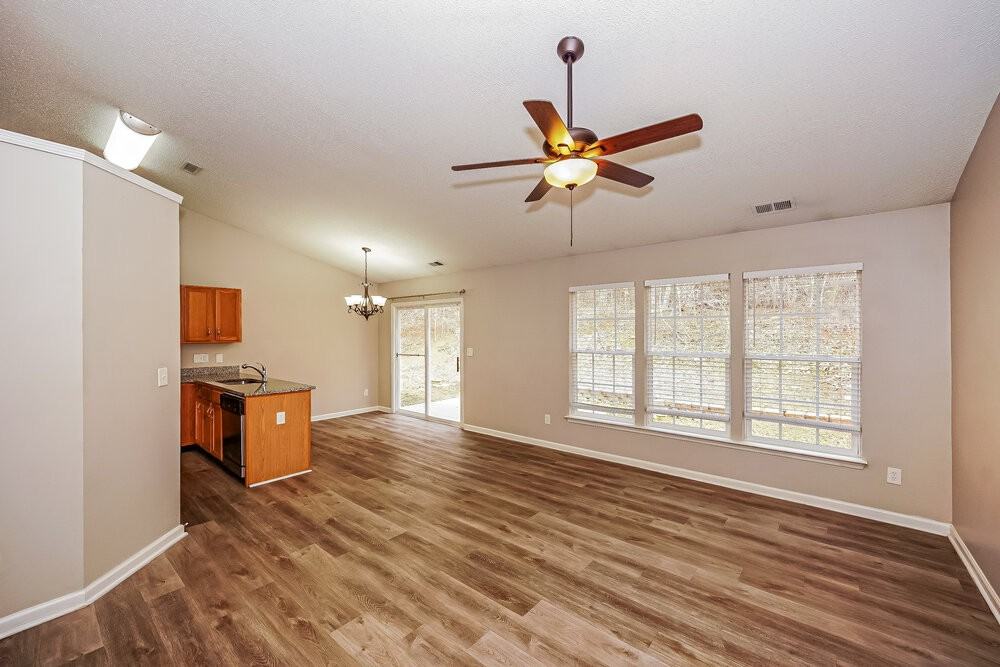 2082 Chapel Creek Rd - Photo 5 of 16