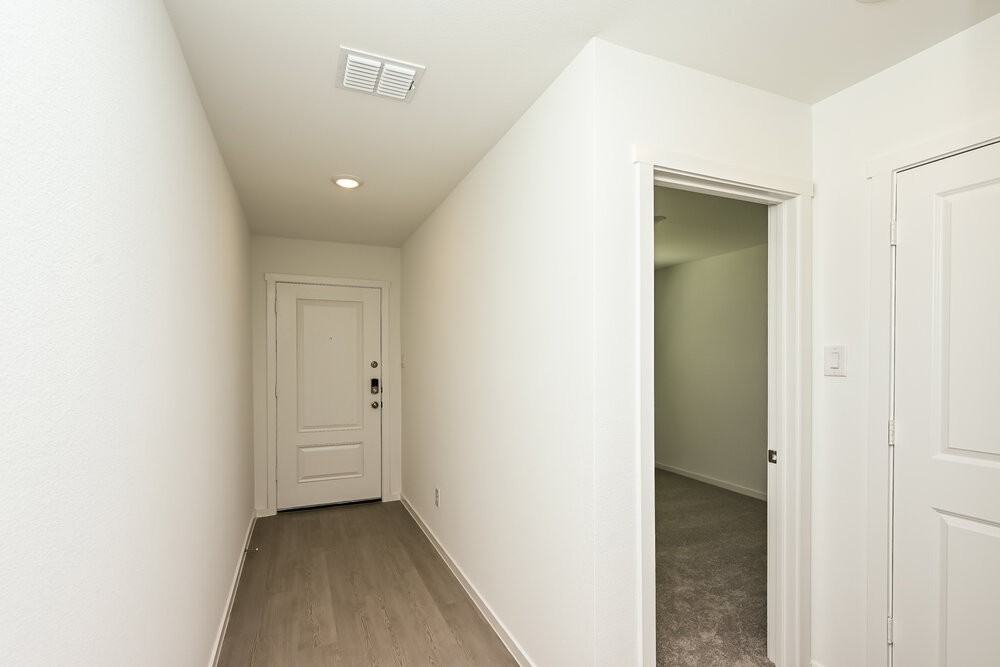 10728 Gun Barrel St - Photo 3 of 16