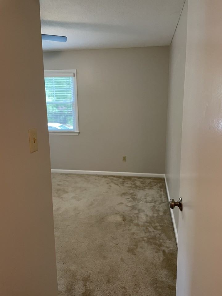 5301 Yardley Ter #1 - Photo 6 of 15