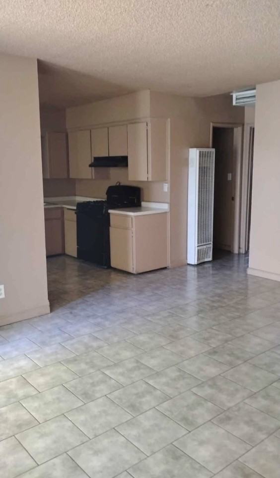 309 Nw 2nd Ave #2 - Photo 5 of 11