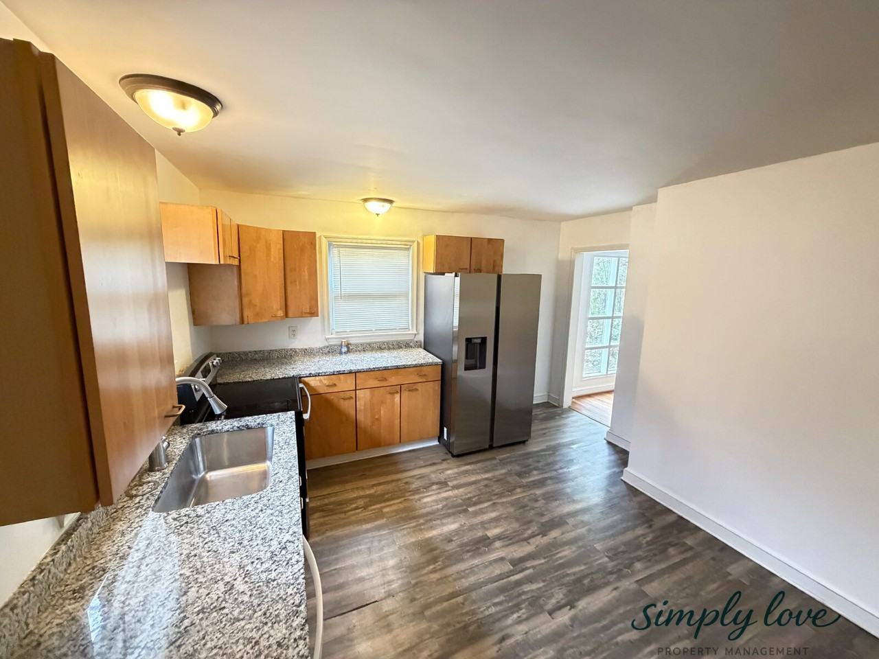 4526 Albion Rd - Photo 5 of 22