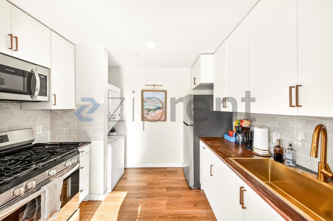 12877 Borden Ave #1 - Photo 4 of 14