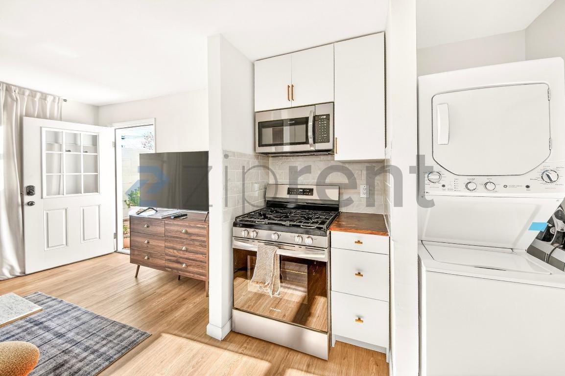 12877 Borden Ave #1 - Photo 6 of 14