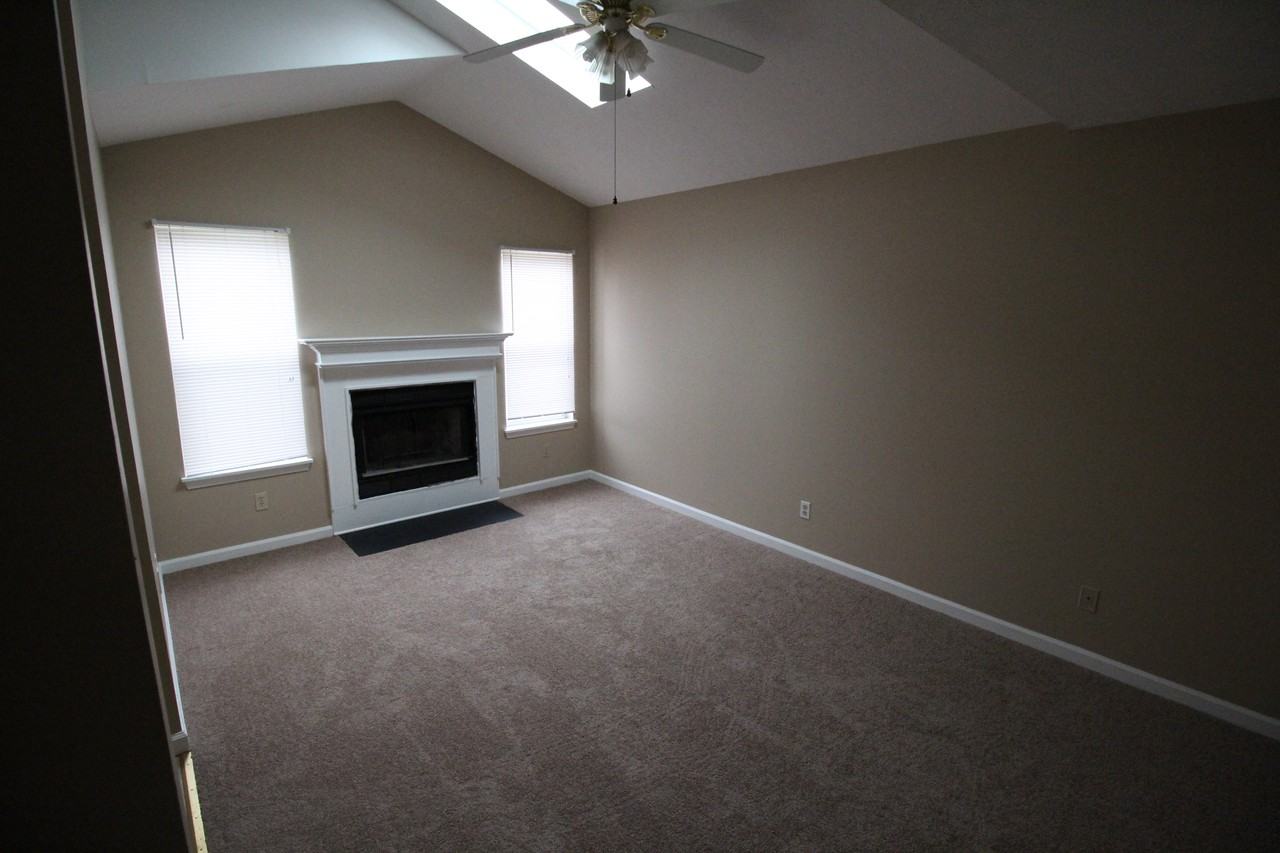 2808 Langdon Dr - Photo 3 of 9