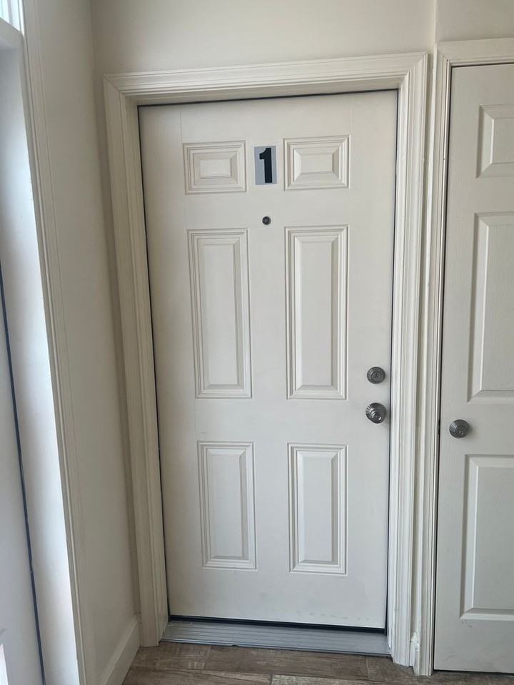 1620 Constitution Ave Ne - Photo 3 of 20