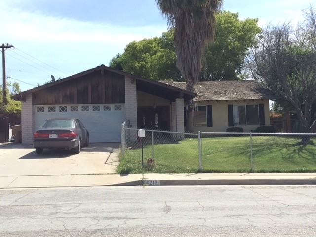 4212 Glencannon St - Photo 3 of 3