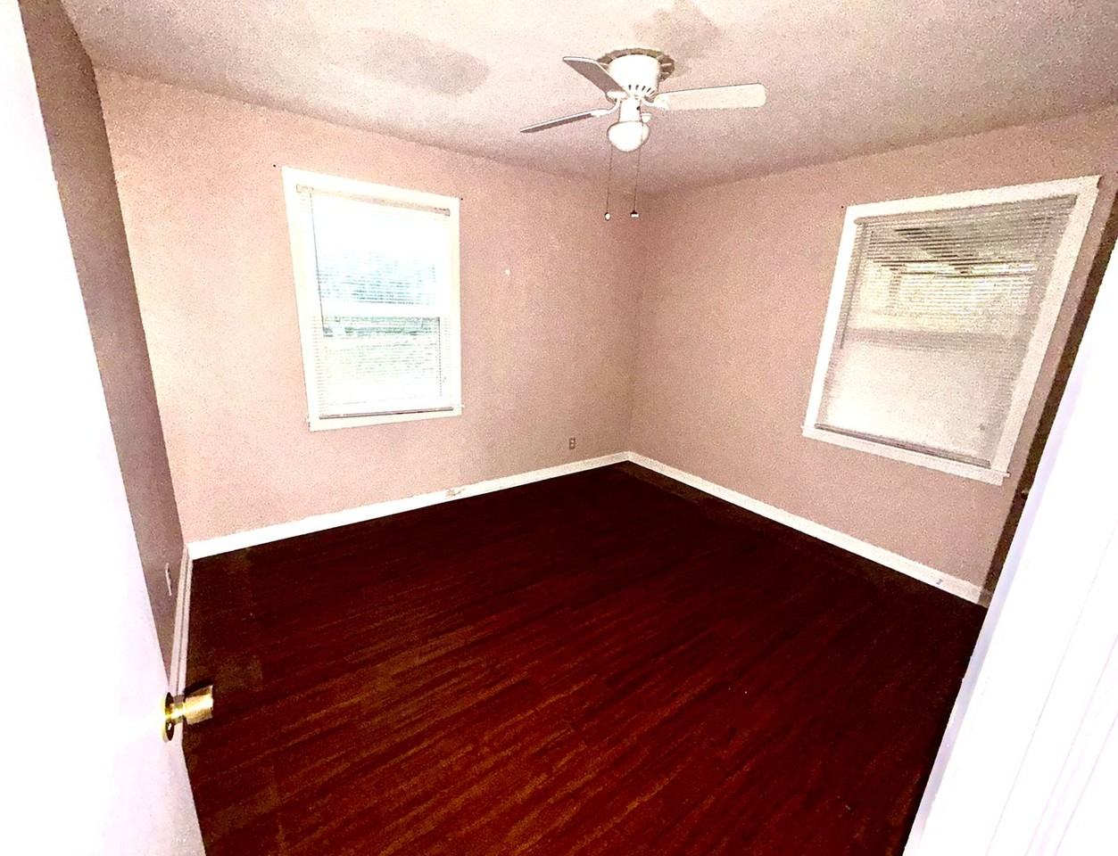 3047 Acorn Rd - Photo 4 of 10