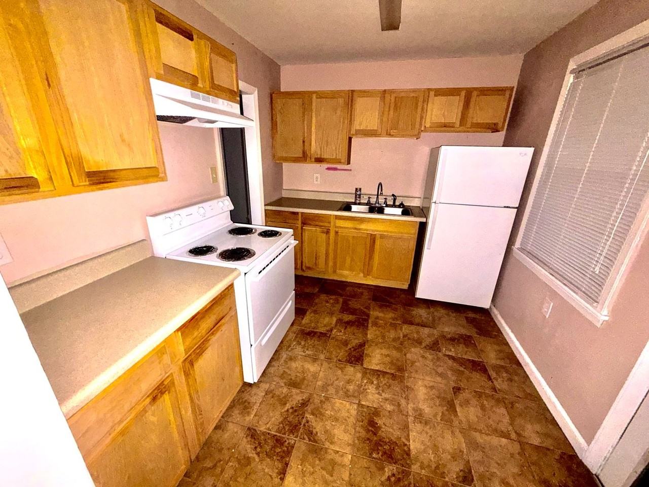 3047 Acorn Rd - Photo 6 of 10