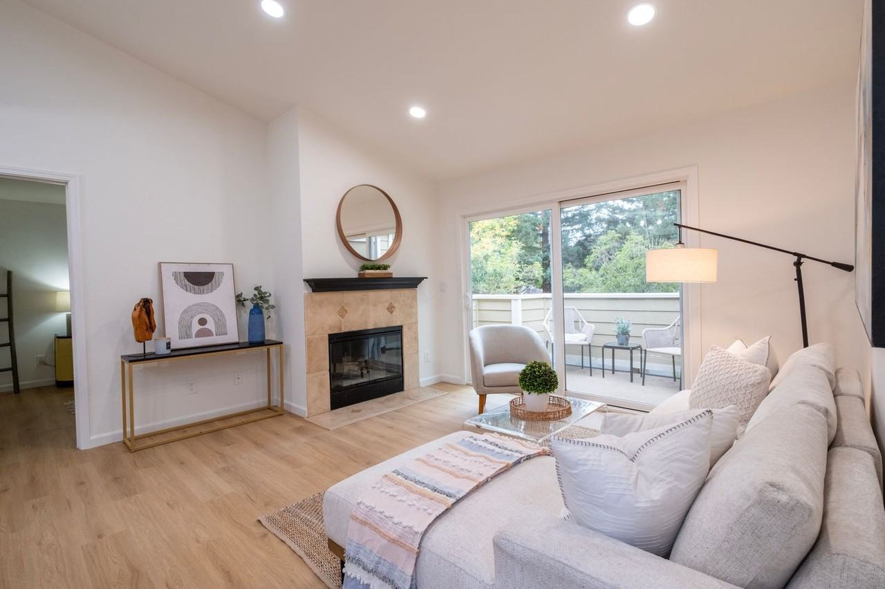 285 Reflections Dr #23 - Photo 2 of 34