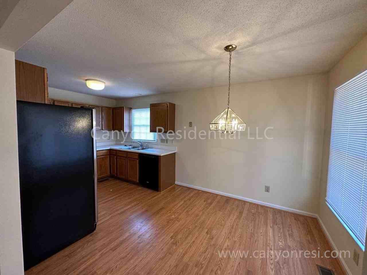 5606 Green Apple Dr - Photo 3 of 50