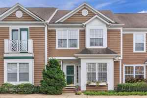 featured image of 1355 Wimbledon Way