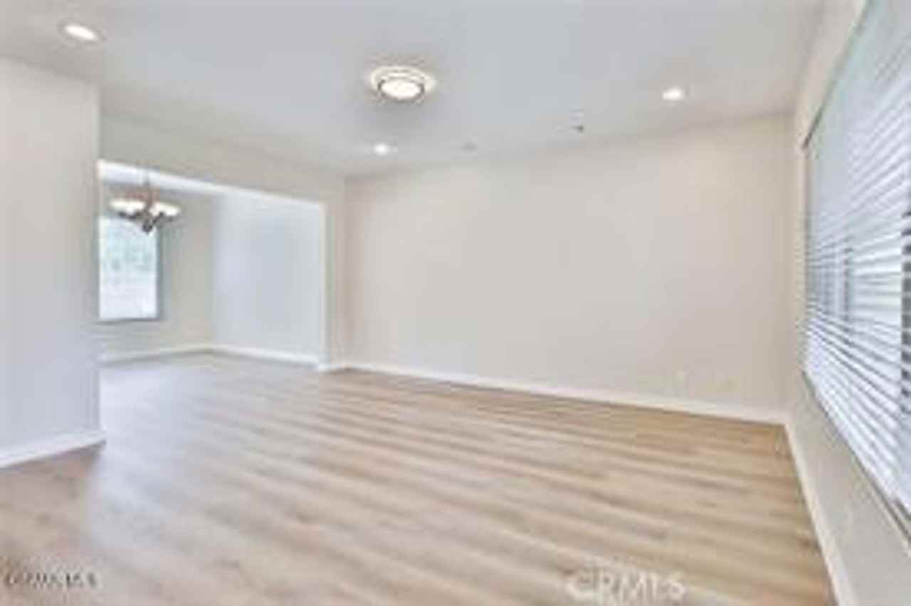 3058 Blondell Pl - Photo 5 of 30