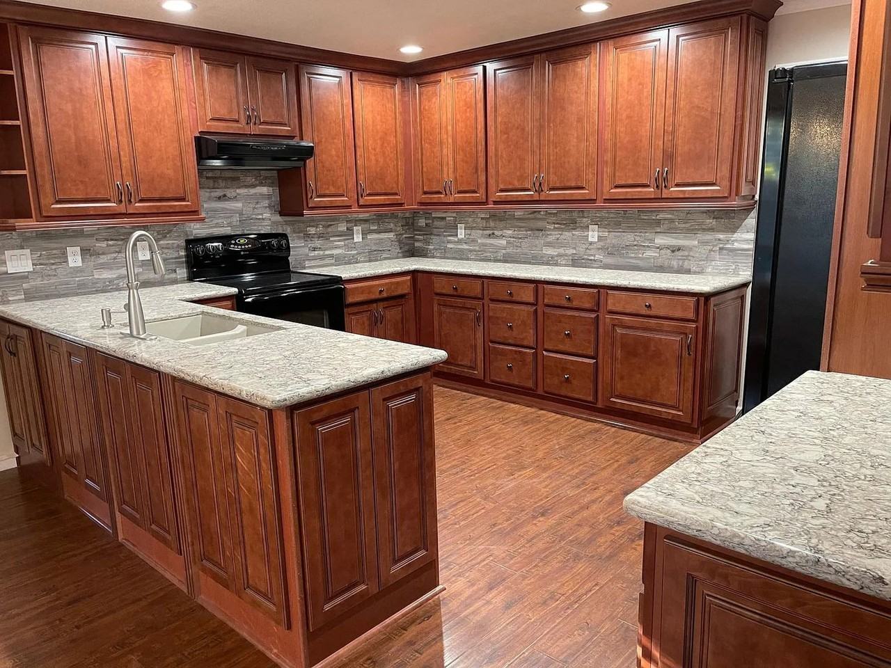 1660 Timberlake Cir - Photo 3 of 19