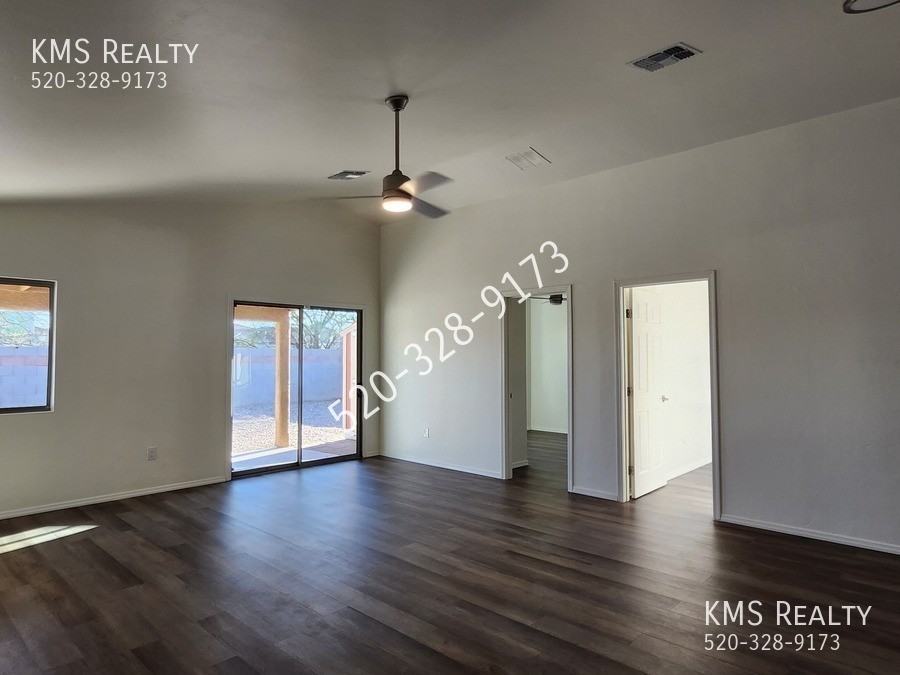 6603 E Ladonna Ln - Photo 2 of 26