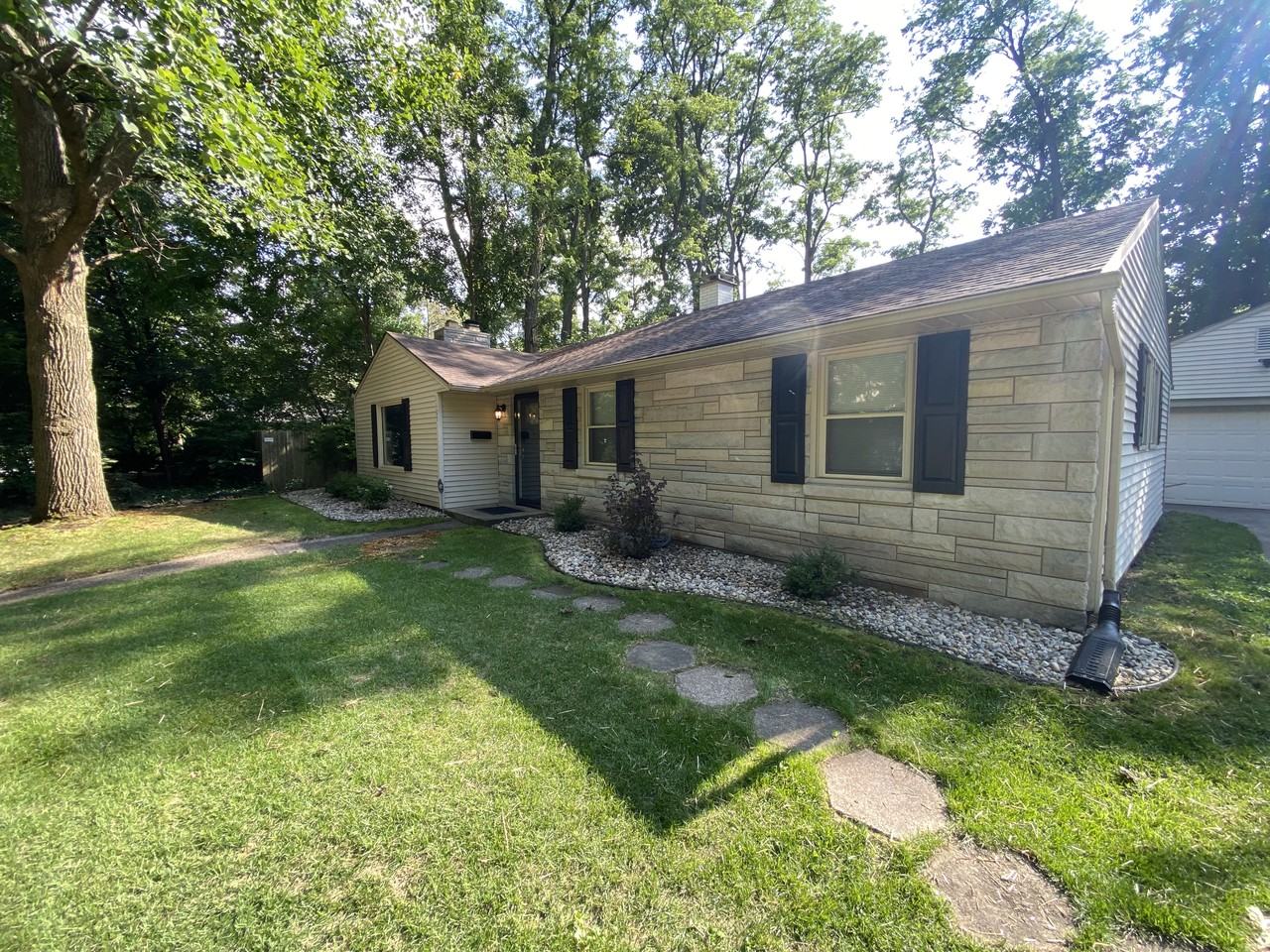 1105 N Niles Ave #NA - Photo 3 of 16