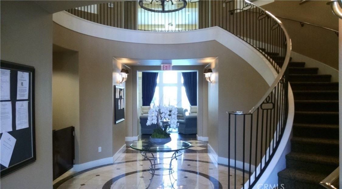 3414 Watermarke Pl #3414 - Photo 6 of 16