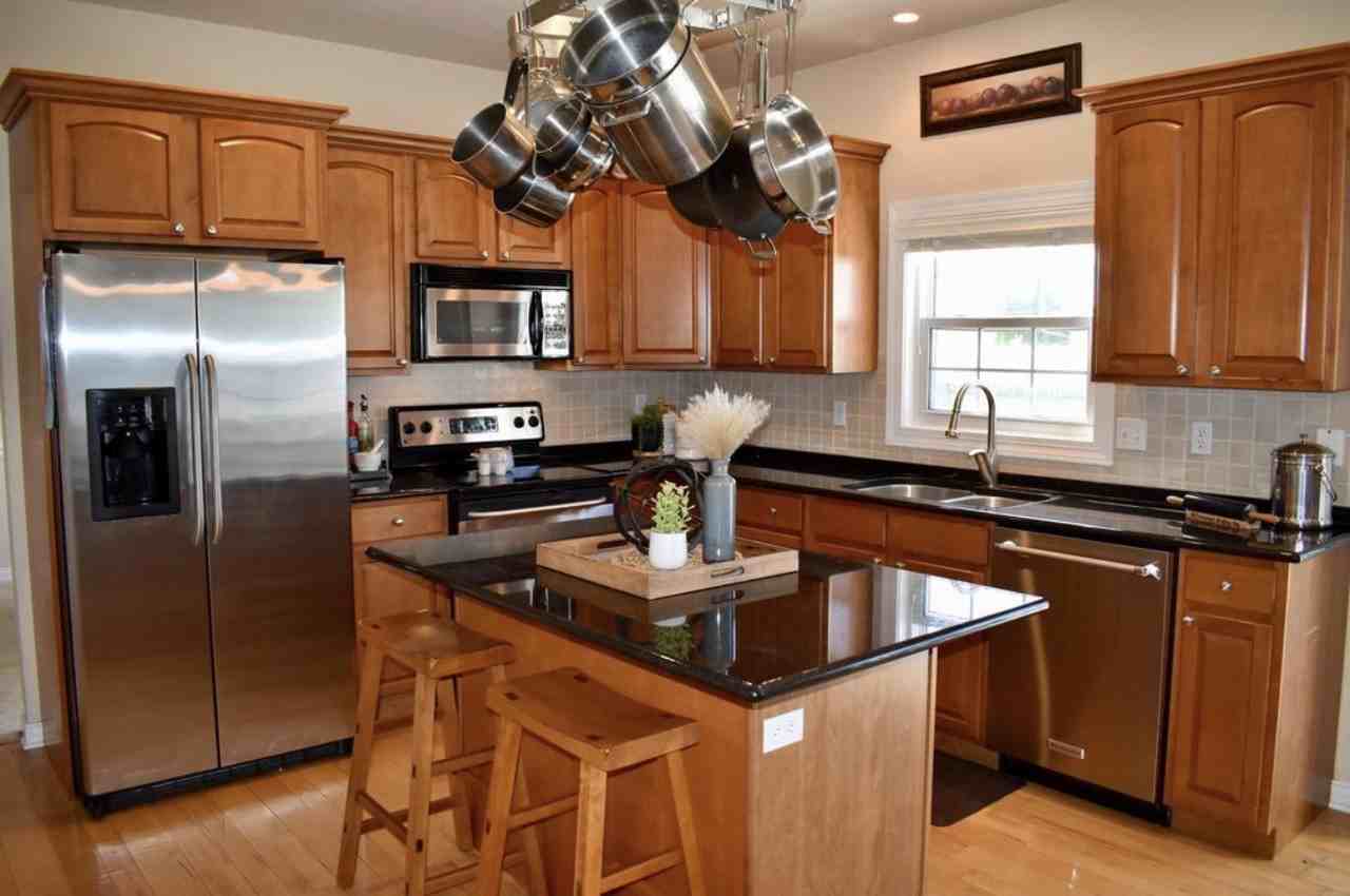 5229 Stapleton Dr #NA - Photo 2 of 9