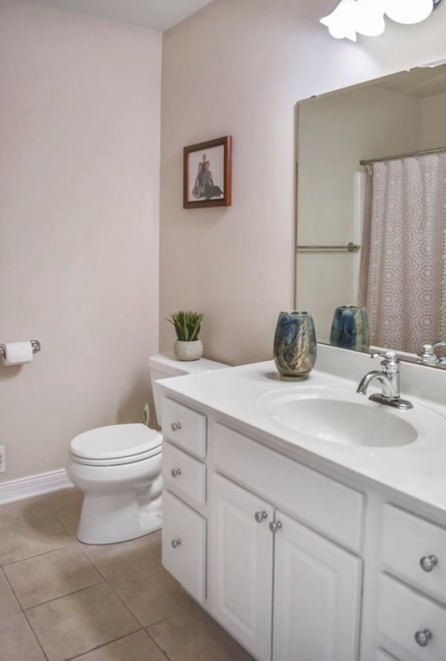 5229 Stapleton Dr #NA - Photo 3 of 9