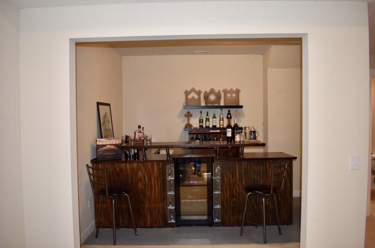 5229 Stapleton Dr #NA - Photo 4 of 9