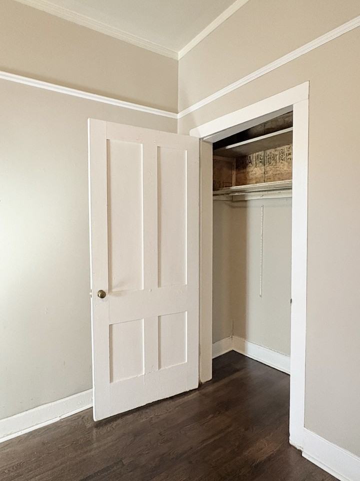 1018 Park St #2 - Photo 6 of 10