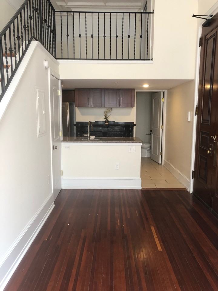 2013 Spruce St #1 - Photo 2 of 13