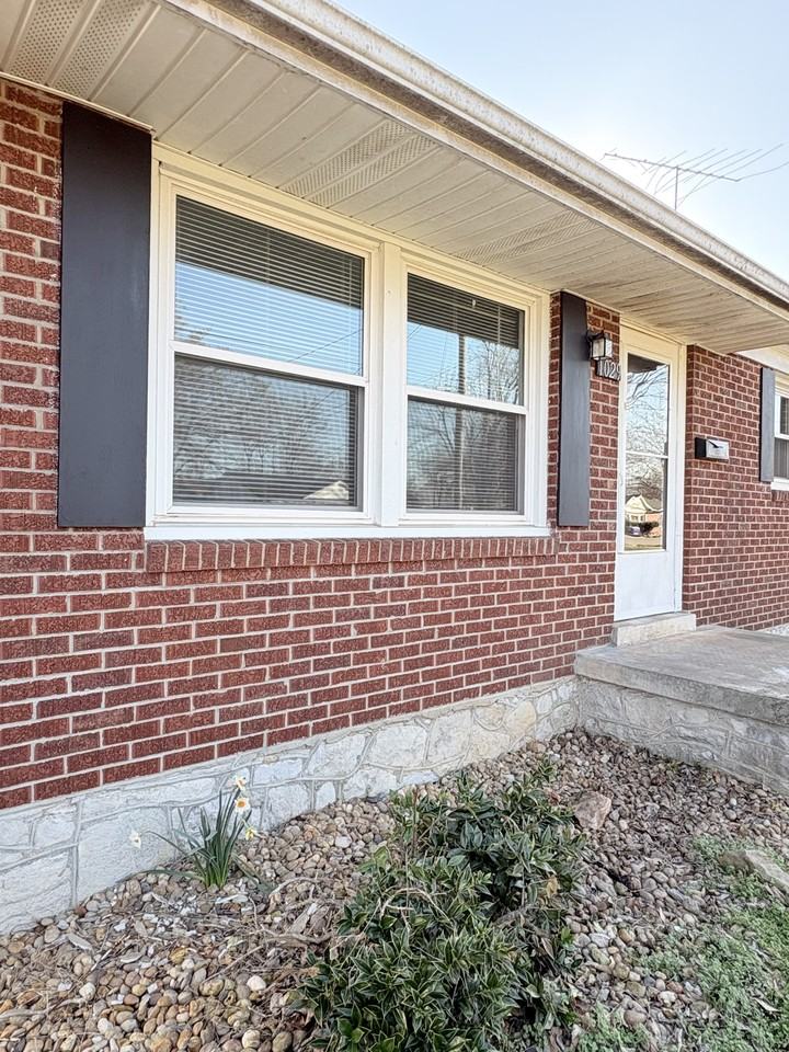 1029 Blake Way #NA - Photo 2 of 18