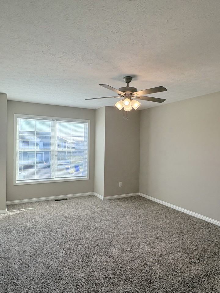 134 Hillridge Ct #E - Photo 7 of 14