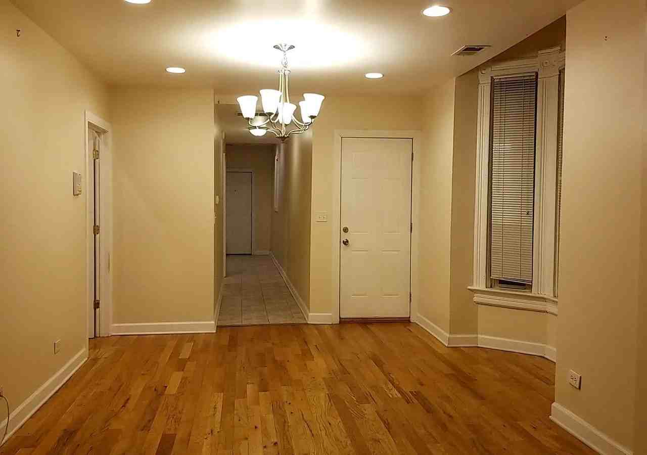 3606 W Cortland St #2ndFB - Photo 2 of 6