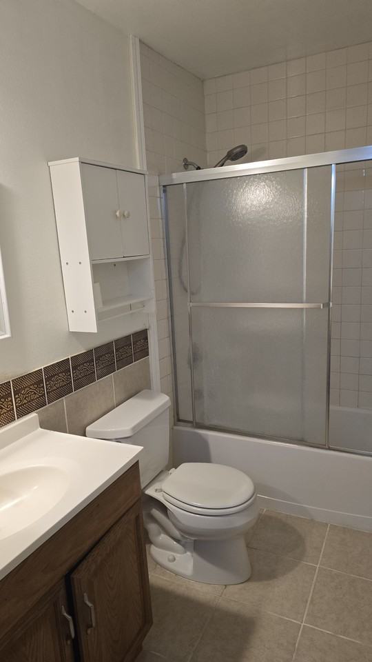 819 E Rosewood Ln #NA - Photo 3 of 7