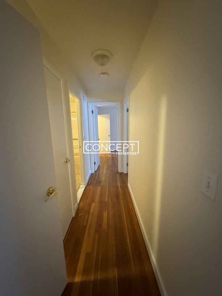 17 Captain Parker Arms #15 - Photo 5 of 15