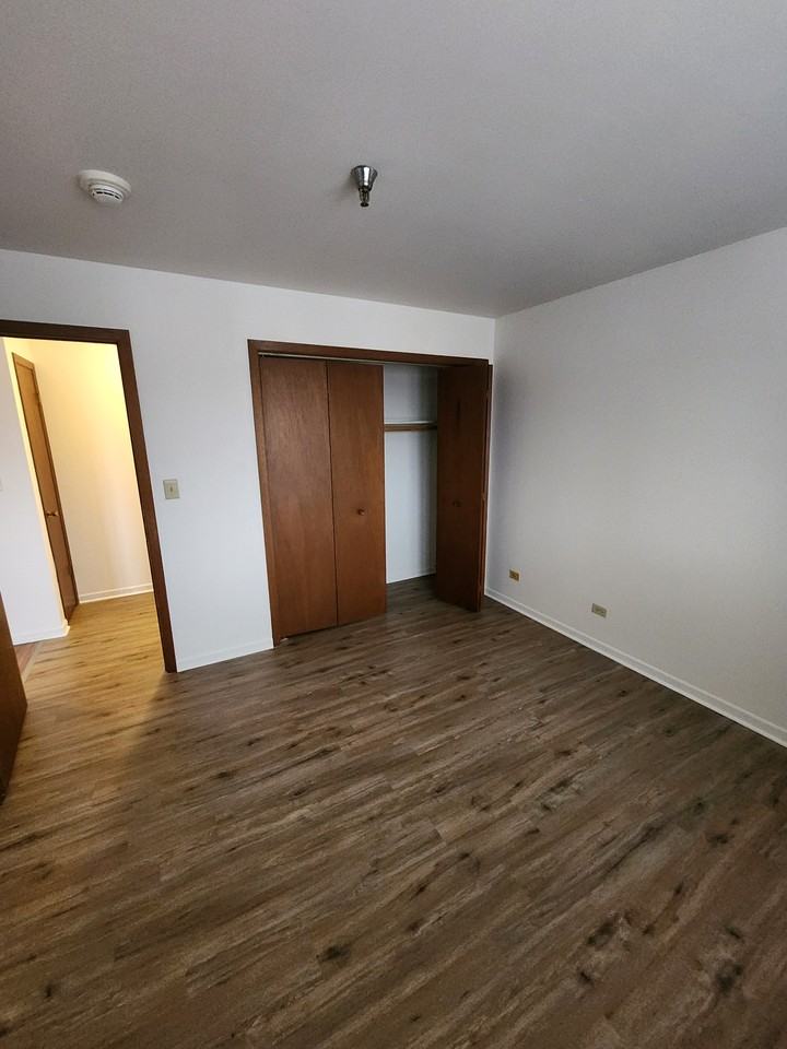 4745 Main St #305 - Photo 7 of 12