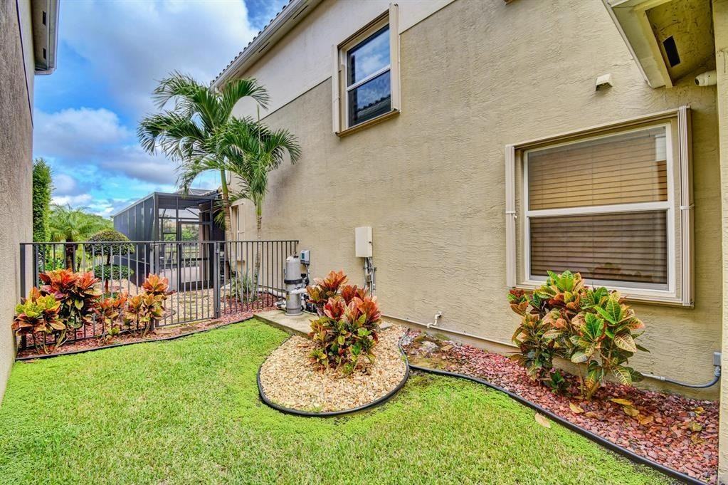 8480 Serena Creek Ave #NA - Photo 6 of 21